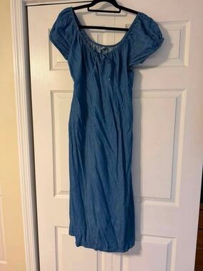 Old Navy Blue Puff-Sleeve Midi Dress - Classic Peasant Style